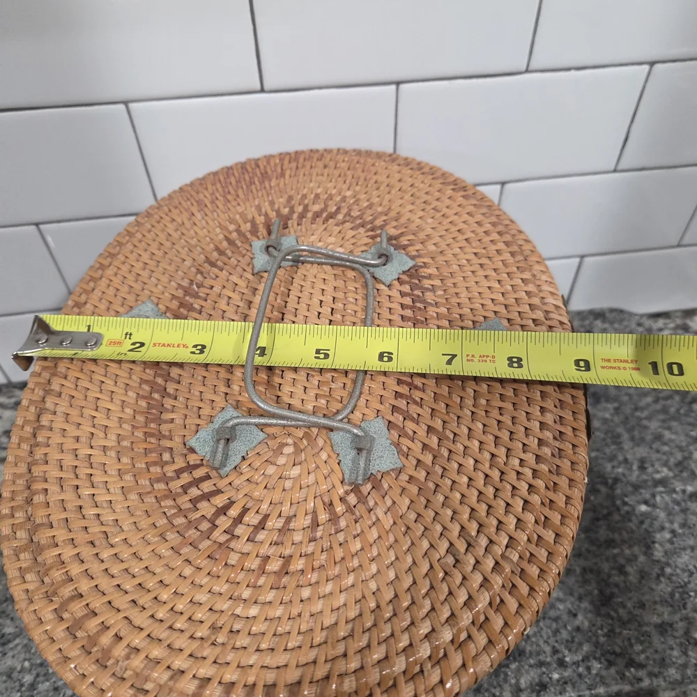 Woven Rattan Jewelry or Trinket Box with Metal Lock - Brown - Picture 6 of 9